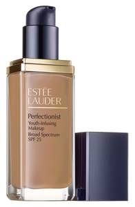 Estée Lauder Perfectionist Youth-Infusing Serum Makeup SPF 25 - 4N1 Shell Beige