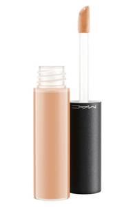 MAC Select Moisturecover - NW25