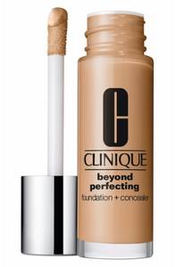 Clinique Beyond Perfecting Foundation + Concealer - 11 Honey