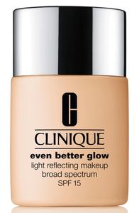 Clinique Even Better Glow Light Reflecting Makeup - WN 04 Bone