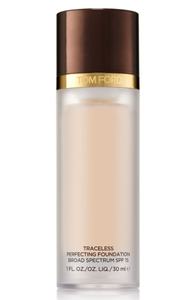 TOM FORD Traceless Perfecting - 0.5 Porcelain